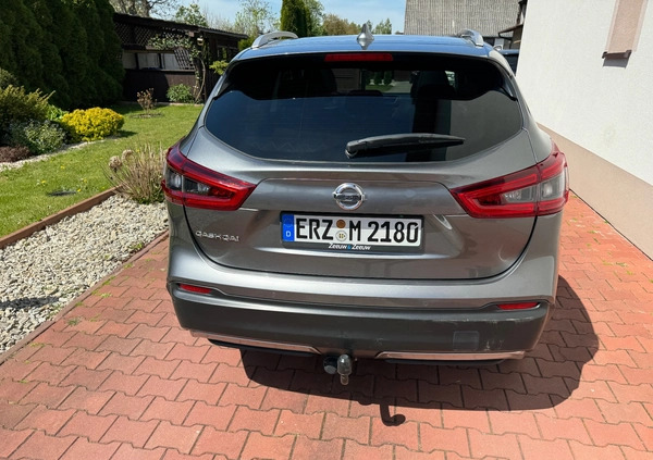 Nissan Qashqai cena 69900 przebieg: 142000, rok produkcji 2018 z Radomsko małe 232